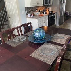 Dining Room Table 