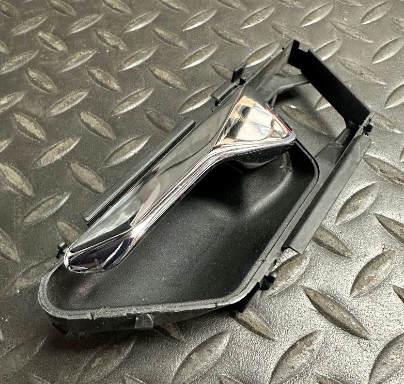 OEM Mercedes-Benz LH Door Handle Assy