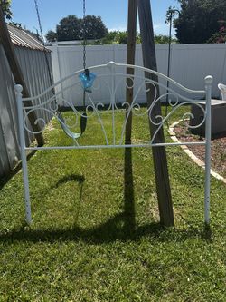 Full/queen Headboard