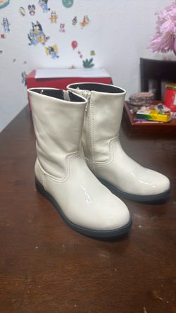 H&M KIDS WHITE BOOTS
