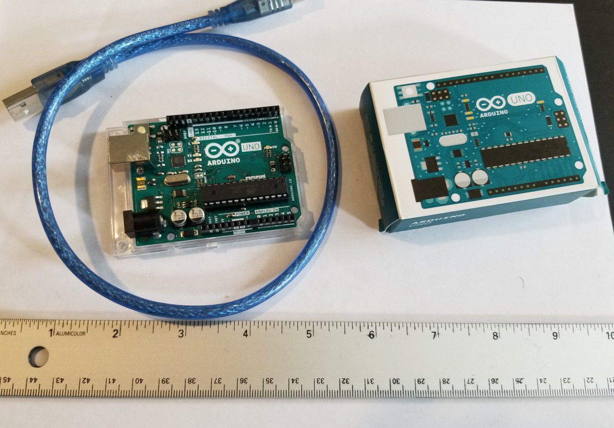 Arduino Uno Rev3 with USB cable