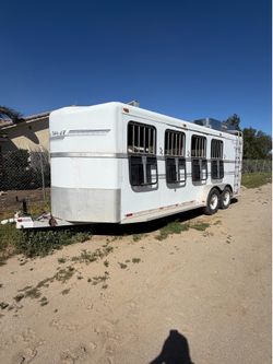 Trailswest 4 horse trailer