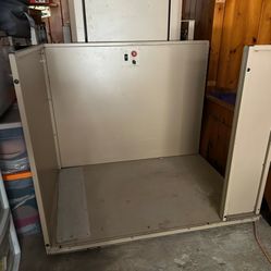 Vertical Platform Lift VPL 3100B