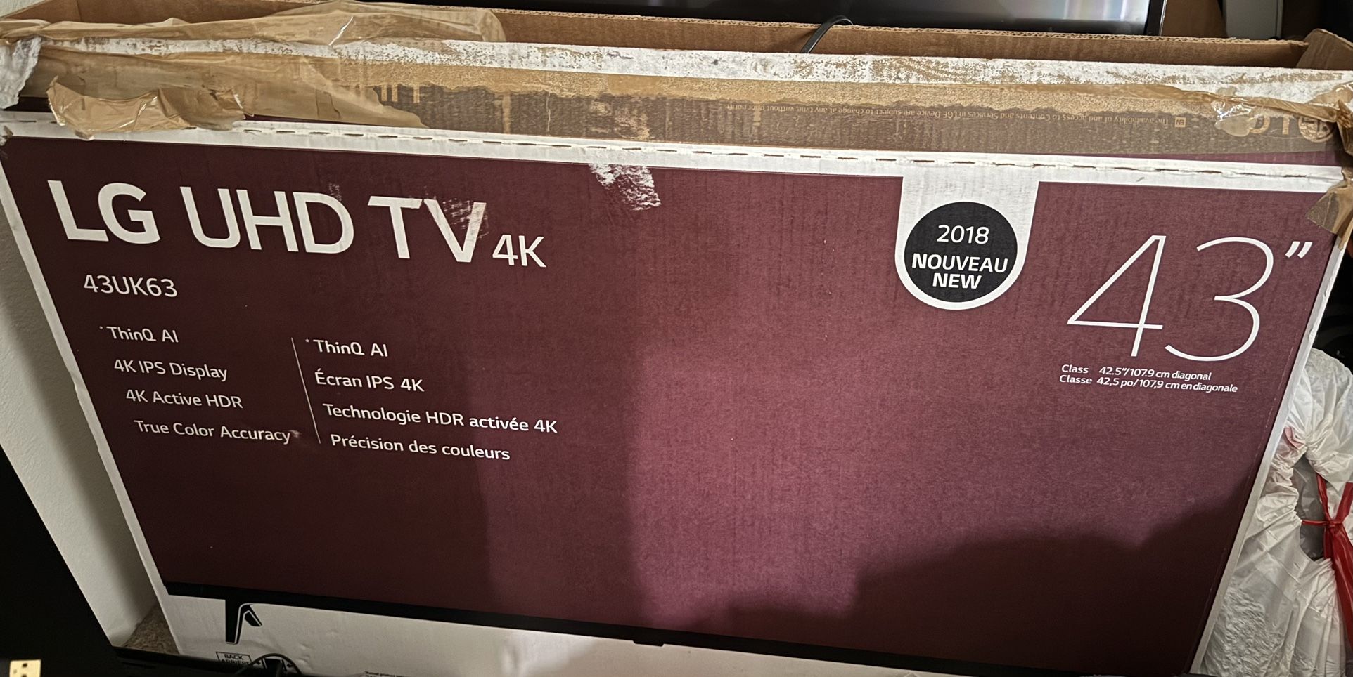 LG 43” 4K UHD Smart TV (ThinQ AI, HDR, IPS)