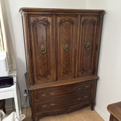 Thomasville Wardrobe