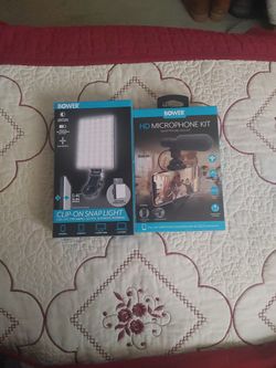 Vlogging/Streaming Mic And Light