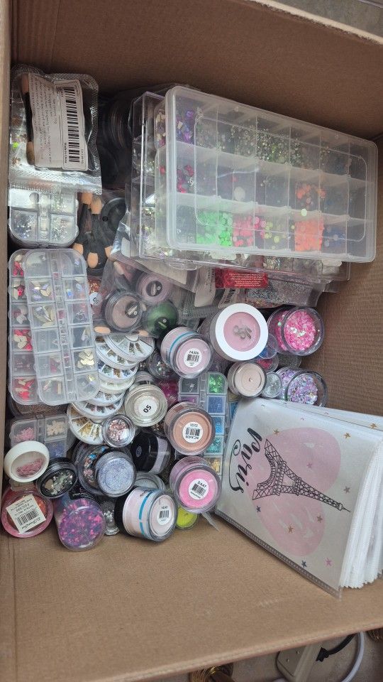 Glitters Manicuristas