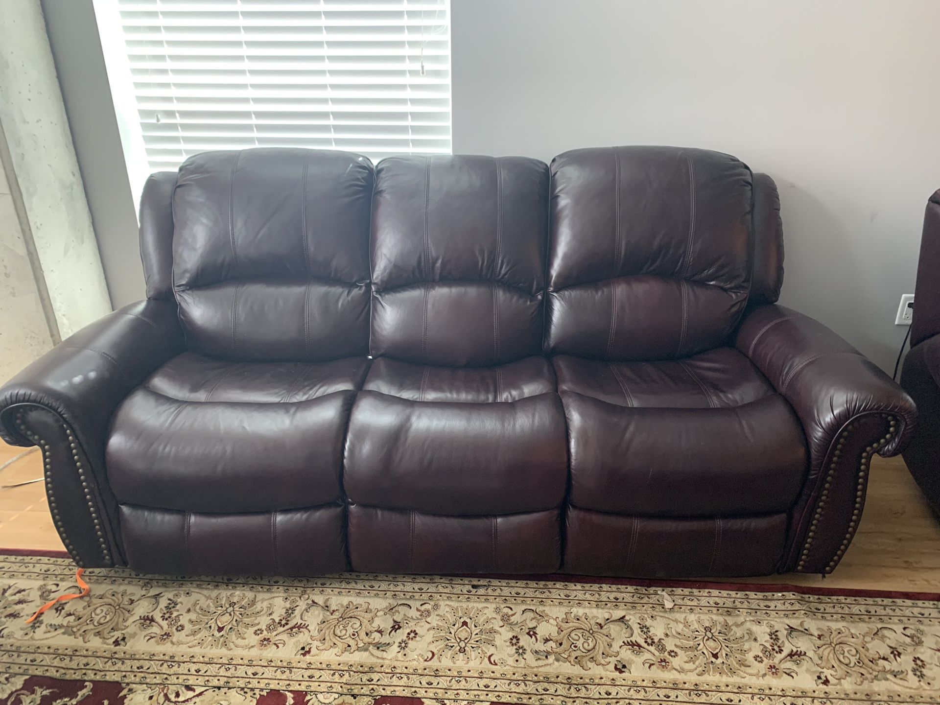 Leather couch recliners