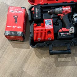 Milwaukee Drills Set.    Model 3697-22 