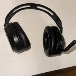 Black Turtle Beach Wireless& Bluetooth Headset