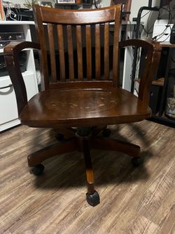 OSP Home Furnishings Deluxe Wood Banker’s Office Chair – Espresso