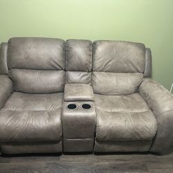 Power Recliner Loveseat 