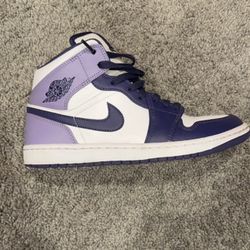 Jordan 1 Mid (Men’s 8.5)