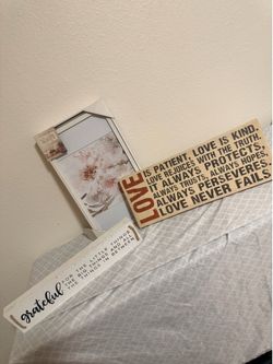3 piece decoration bundle