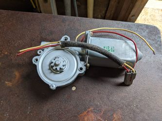 Ford driver front window motor. LT G14