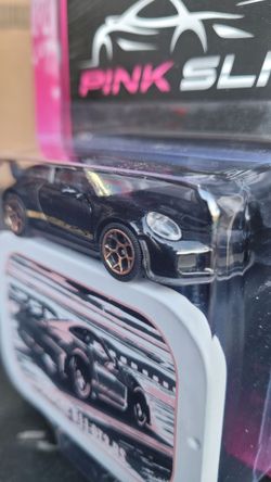 Jada Pink Slips Porsche 911 GT3 RS Die-Cast Car