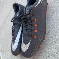 Nike Soccer Shoes 