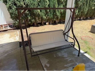 Bench swing