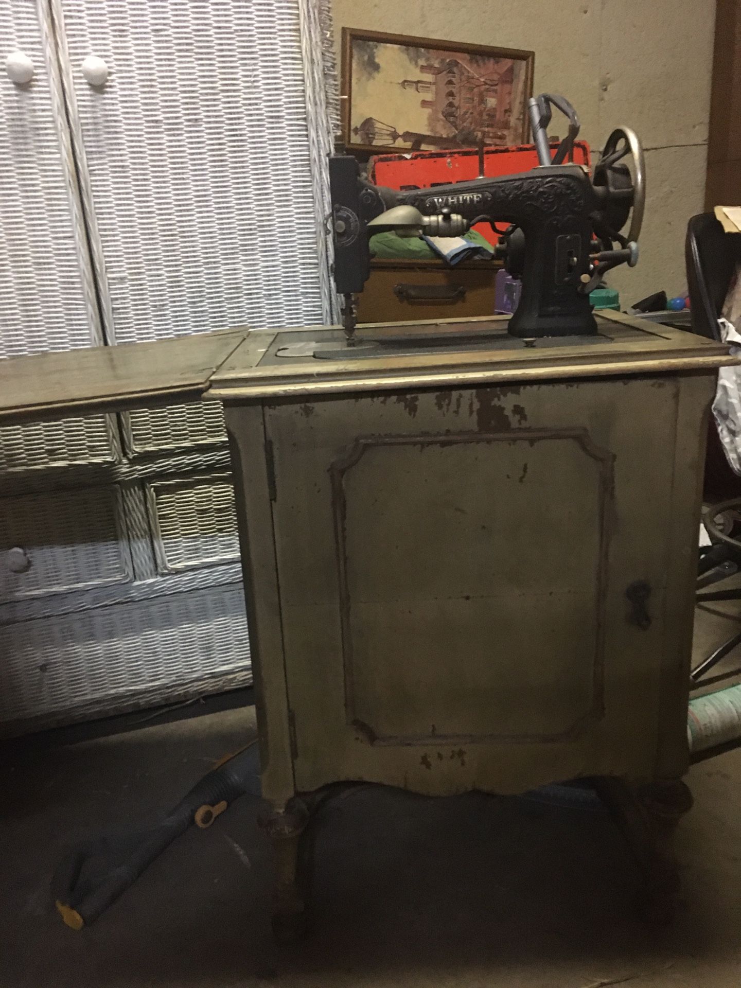 Vintage White Sewing Machine