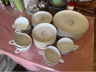 Kaysons  fine China from Japan in excellent condition  48 pieces