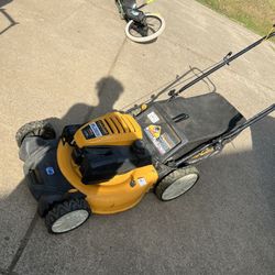 Cub Cadet Lawn Mower 