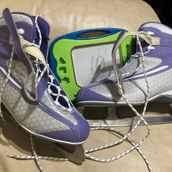 Women’s size 10 Figure Ice Skates