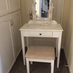 Vanity 