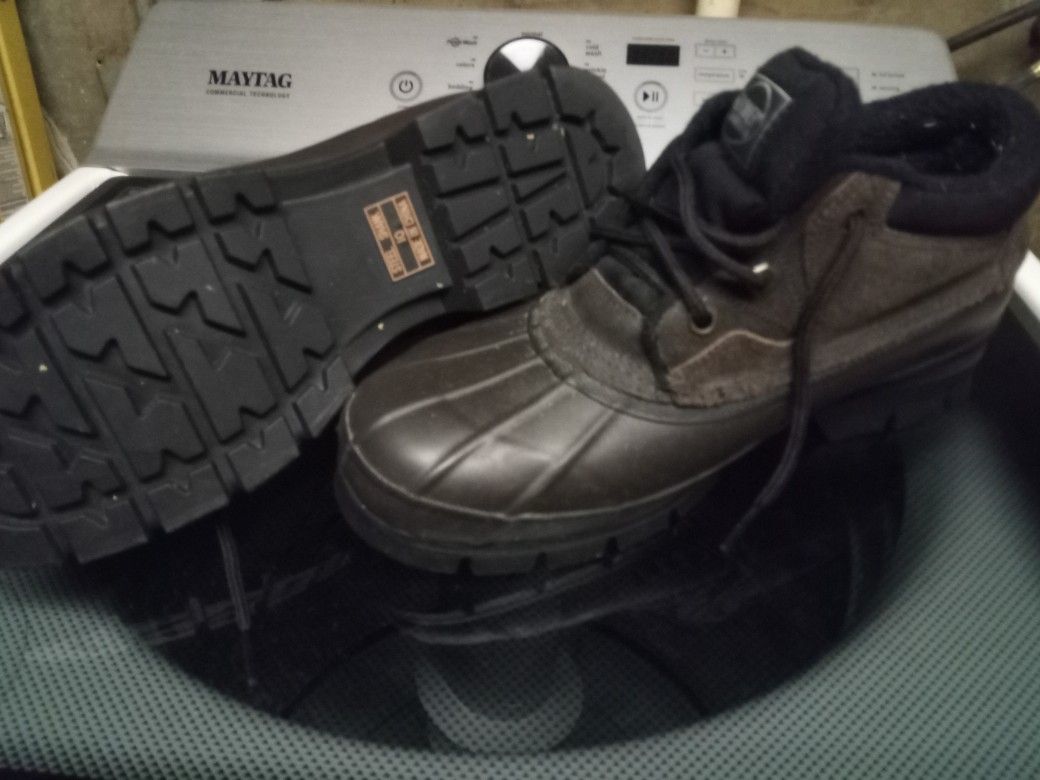 Brand New Insulated Size 10 Shoes
