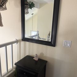 Mirror And Dresser( Stand)