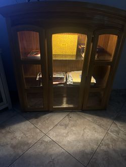 solid Wood Light Up With Three Glass Shelf Cabinet