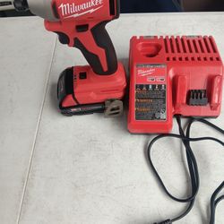 Milwaukee Impact Drill Kit Battery Charger And Bag  New  3 Speed 