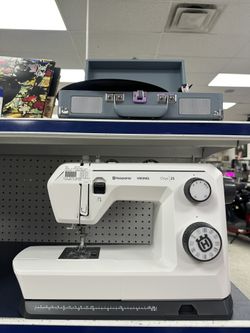 Husqvarna Sewing Machine 