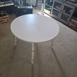 Round Wooden Table 
