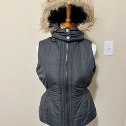 Cute puffy black vest - size L (Teen) or S adults