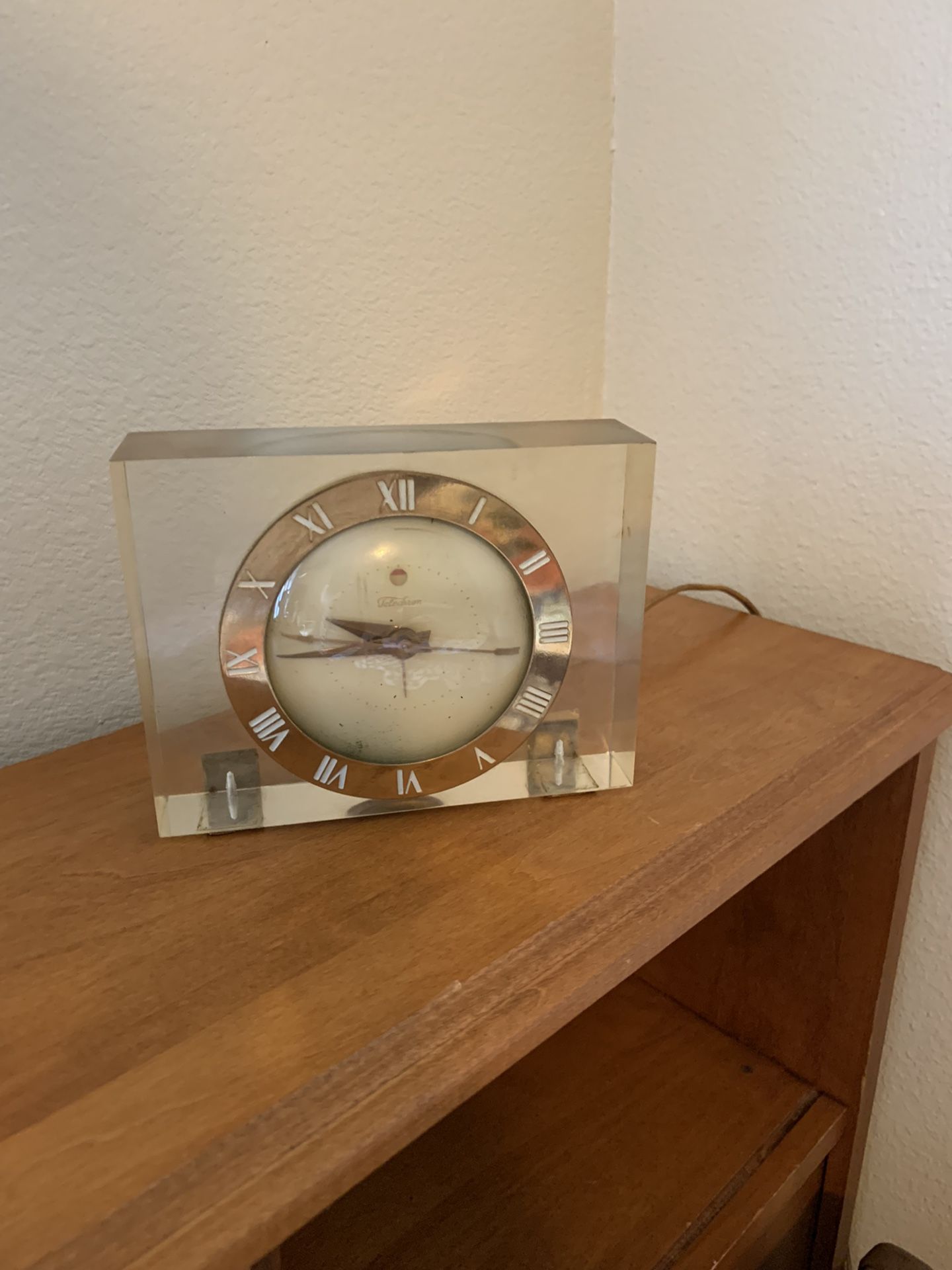 Posible Antic Electric Clock .