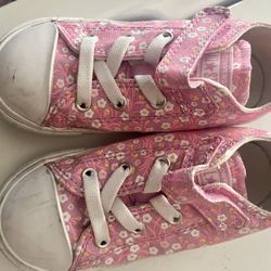 Girls Converse