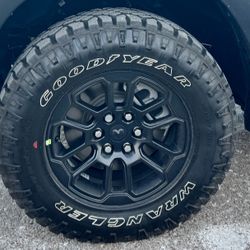 2025 RAM REBEL RIMS AND TIRES (New)