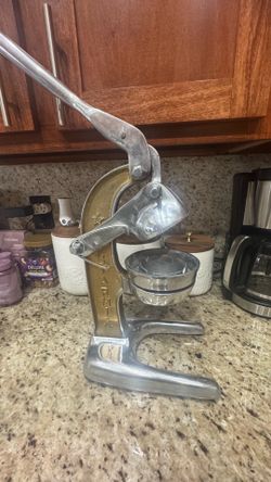 Citrus Squeezer