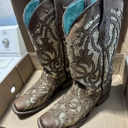 Woman’s Corral Glitter Boots 9w