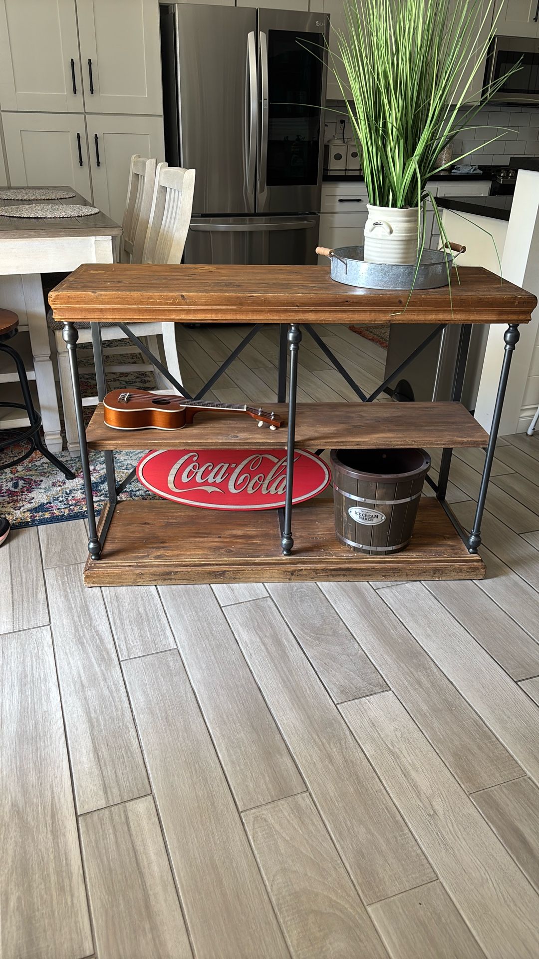 Decorating Table