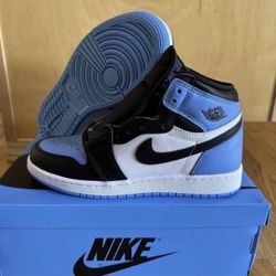 Nike Air Jordan 1 Retro OG High UNC Toe GS FD1437-400 Size 7Y/8.5W Brand New 
