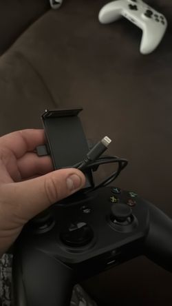 Xbox cloud gaming controller