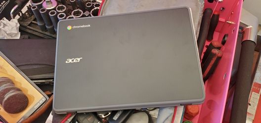 Acer laptop BRAND NEW IN BOX - trades wellcome ! too