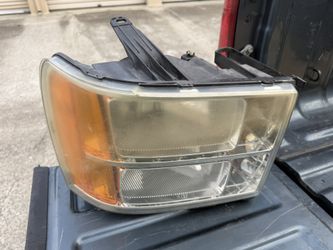 GMC HEADLIGHT SIERRA 1500