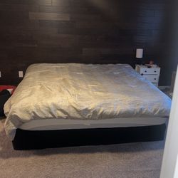 King Sized Mattress With Box Spring