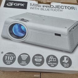 GPX Mini Projector 