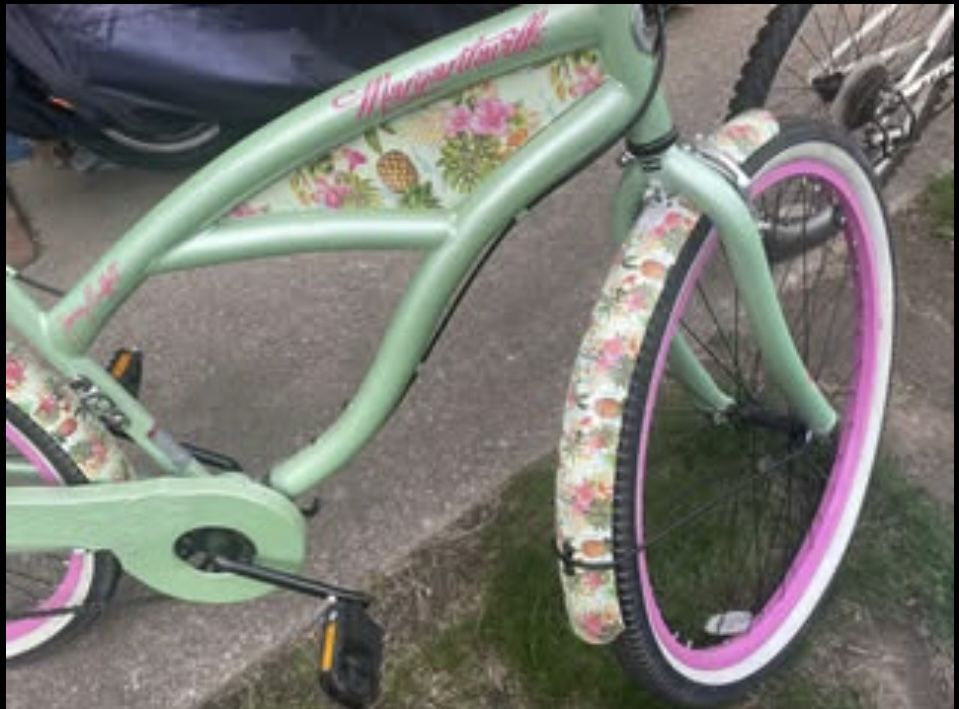 Women’s/Girls 26” Margaritaville Bike