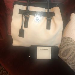Michael Kors Purse And Wallet 