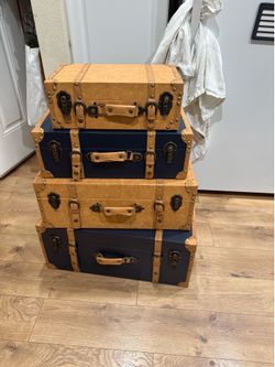 Decorative suitcases - set of 4