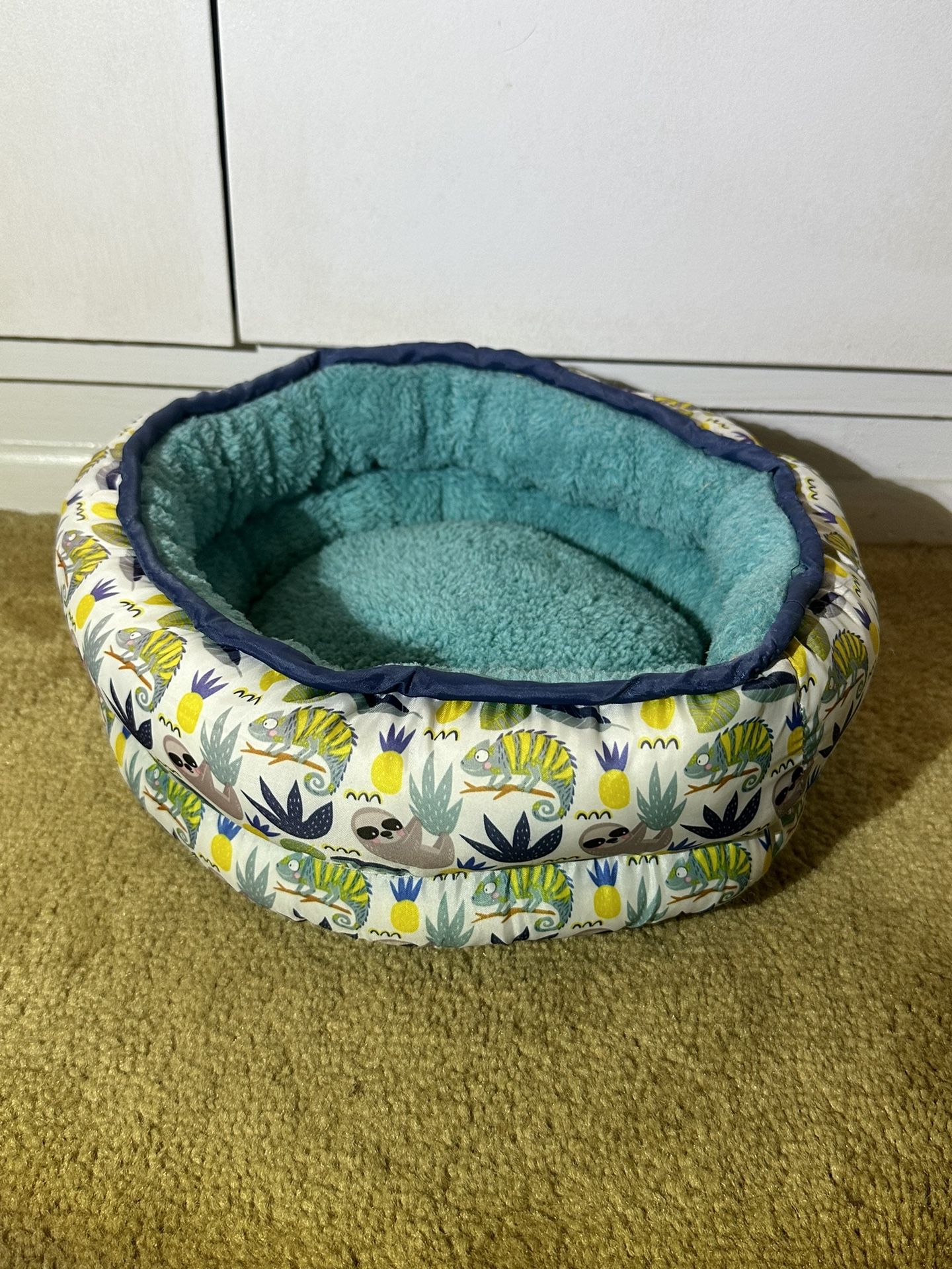 Blue Small Pet Bed for Sale in Oxnard, CA OfferUp